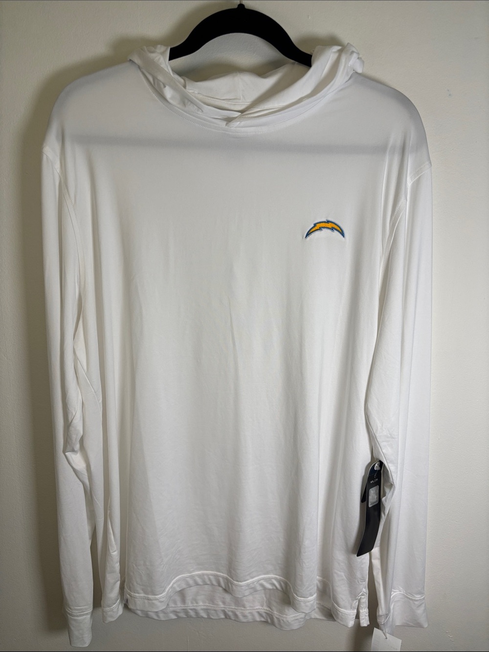 Johnnie-O Los Angeles Chargers Talon Featherweight Performance Hoodie – White  L
